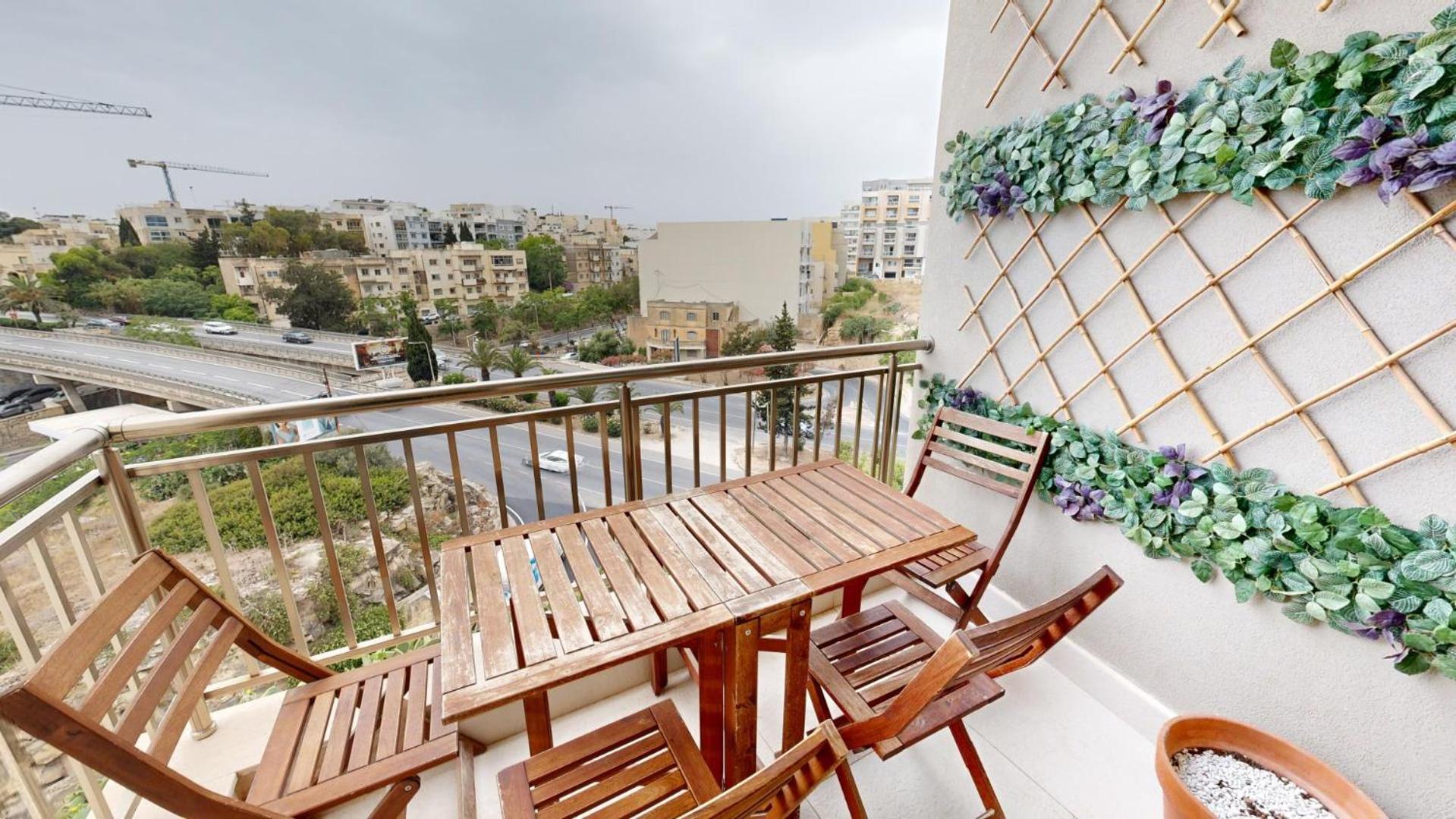 Urban Family Retreat Modern With Bbq Apartamento St. Julian's